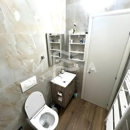 Sunset Paradise Apartment